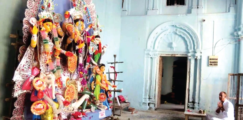 বাগচী বাড়িতে ৪০০ ভরি সোনায় সাজতেন মা, থাকত পুলিশ পাহারা! যমশেরপুরে জৌলুস গেলেও নিষ্ঠায় অবিচল