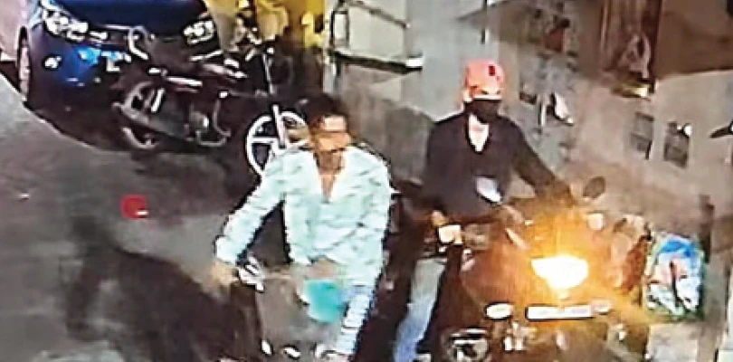 টালিগঞ্জে পরপর বাইক চুরির ঘটনা,  ২ অভিযুক্তকে ধরতে নাকাল পুলিশ