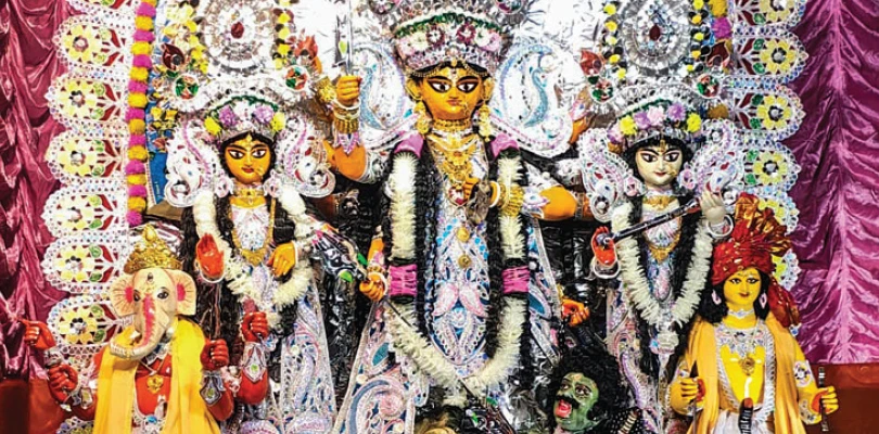 খুলনা, যশোর হয়ে ৫০০ বছরের পুজো এপারে! বারাকপুরের কালিয়া নিবাসে দাশগুপ্ত পরিবারে মা দুর্গার পুজো হয় তন্ত্র মতে