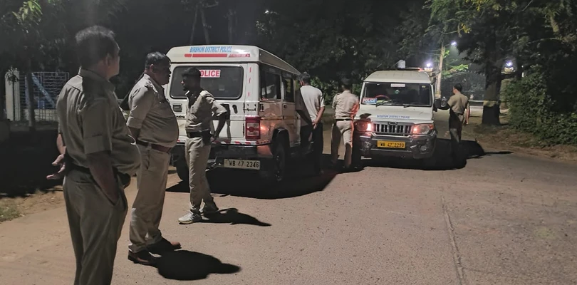 পটকা ফাটানো ঘিরে অশান্তি শান্তিনিকেতনে, মধ্যরাতে ডাক পড়ল পুলিশের