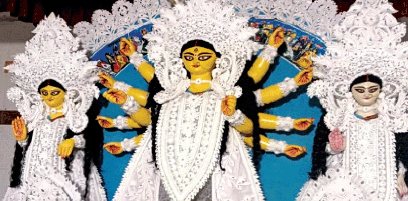 বদলেছে দেশ,  ১৪৪ বছর পরও  পুরানো রীতি মেনেই  পুজিত হন দশভুজা
