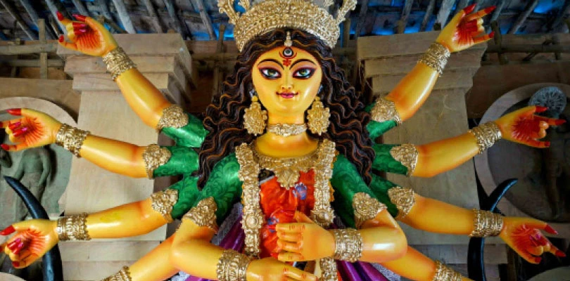 পুরাণ-দর্শনের ভাবনায় নান্দনিকতা চুঁচুড়া ও শ্রীরামপুরের পুজো মণ্ডপে