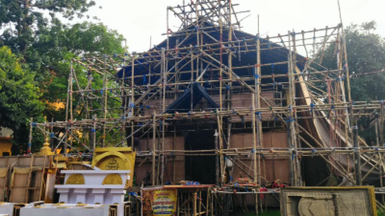 উদয়রাজপুর হরিহরপুর সর্বজনীনের থিম রাজস্থান, মাথা তুলেছে মার্বেল প্যালেস