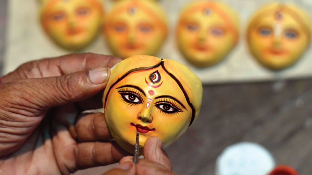 প্রতিমা নিরঞ্জনের জন্য দুই নদীঘাটে হচ্ছে অস্থায়ী র‍্যাম্প
