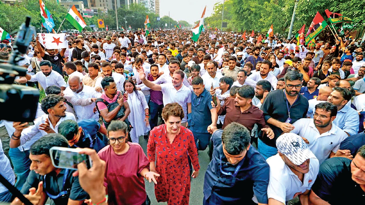দিল্লি স্তব্ধই, প্রতিবাদের ঢেউ সুপ্রিম কোর্টে, ঘুম উড়েছে জ্ঞানেশের, আমার সঙ্গে যোগাযোগ করছেন ২০০ অফিসার: রাহুল
