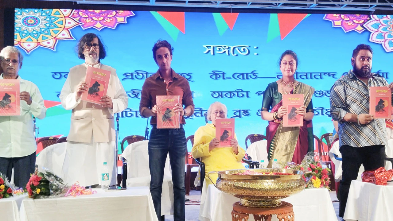 এবার হলদিয়া দুর্গোৎসব কমিটির মণ্ডপে গুজরাত দর্শনের সুযোগ