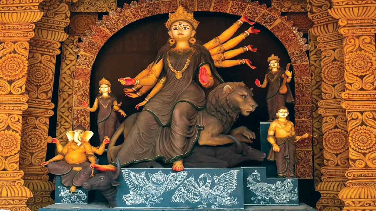 শরীরজুড়ে খোদাই রামনাম, ছত্তিশগড়ের ‘রামনামী’ সম্প্রদায়ের জীবন নিয়ে মণ্ডপ