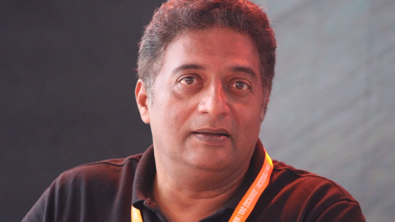 ‘জ্ঞানেশকে রক্ষার চেষ্টাতেই পরিষ্কার,  মোদি সরকার কতটা সাহায্য পেয়েছে’ , কনভেনশনে ভিডিয়ো বার্তা অভিনেতা প্রকাশ রাজের