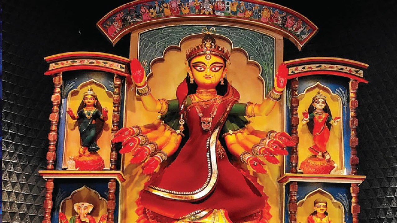 বঙ্গে রথযাত্রার হারানো ইতিহাসের  পাঠ এবার দমদম পার্ক ভারতচক্রে, লেকটাউন সর্বজনীনে প্রকৃতি-রক্ষার বার্তা  গোলাঘাটায় ভাঙা-গড়া