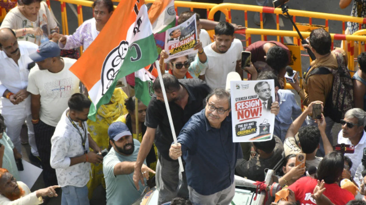 মোতায়েন বাহিনী, মমতা তৃণমূলের মিছিলের শুরু-শেষ রাজাবাজারেই