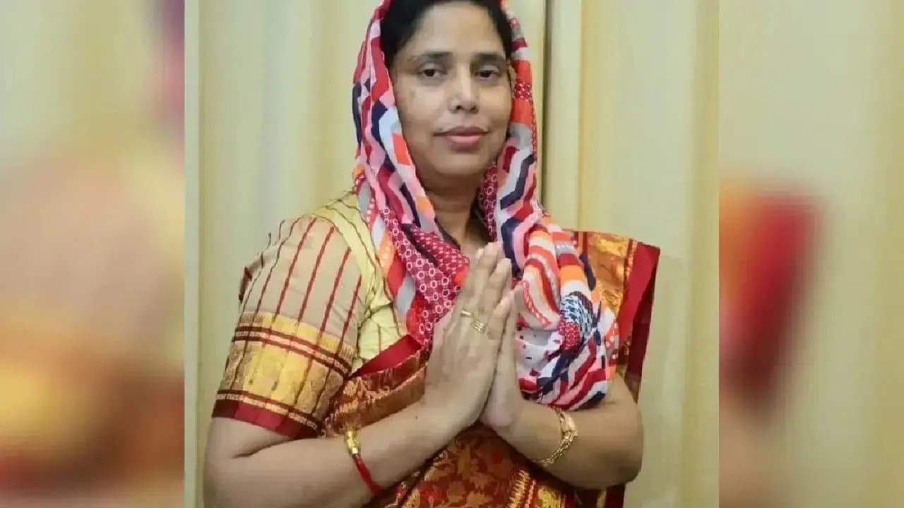 ঋতব্রত শিবিরে ‘ধাক্কা’ বিধায়ক সাবিনা ইয়াসমিনের, ছাড়লেন পদ
