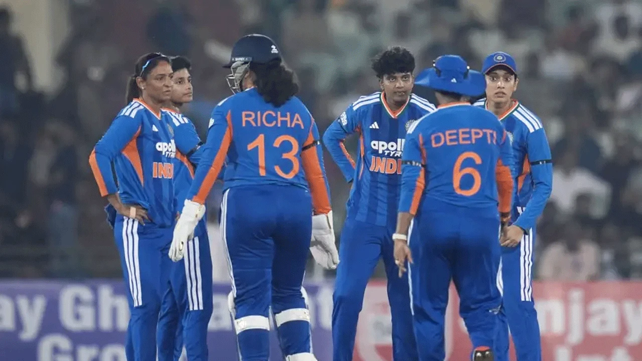 জয় দিয়ে শুরু স্মৃতি যুগ