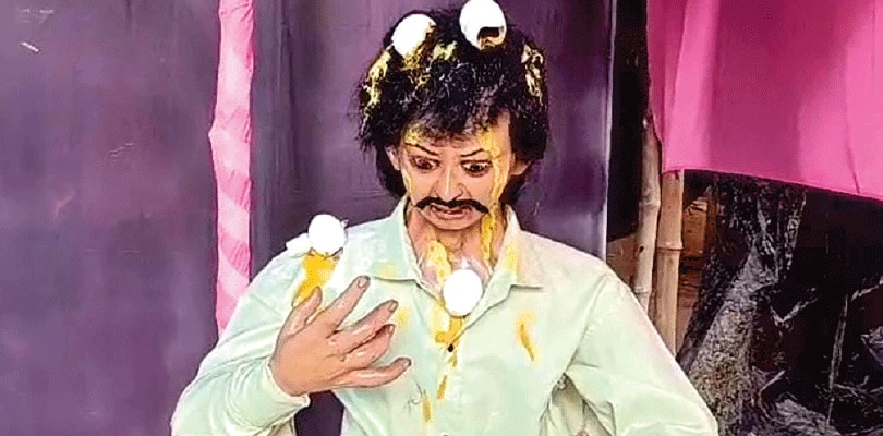 পুজোর থিম ‘চাপ’,  প্যান্ডেলের অঙ্গ-শোভায় ডিম থেরাপি দৃশ্য