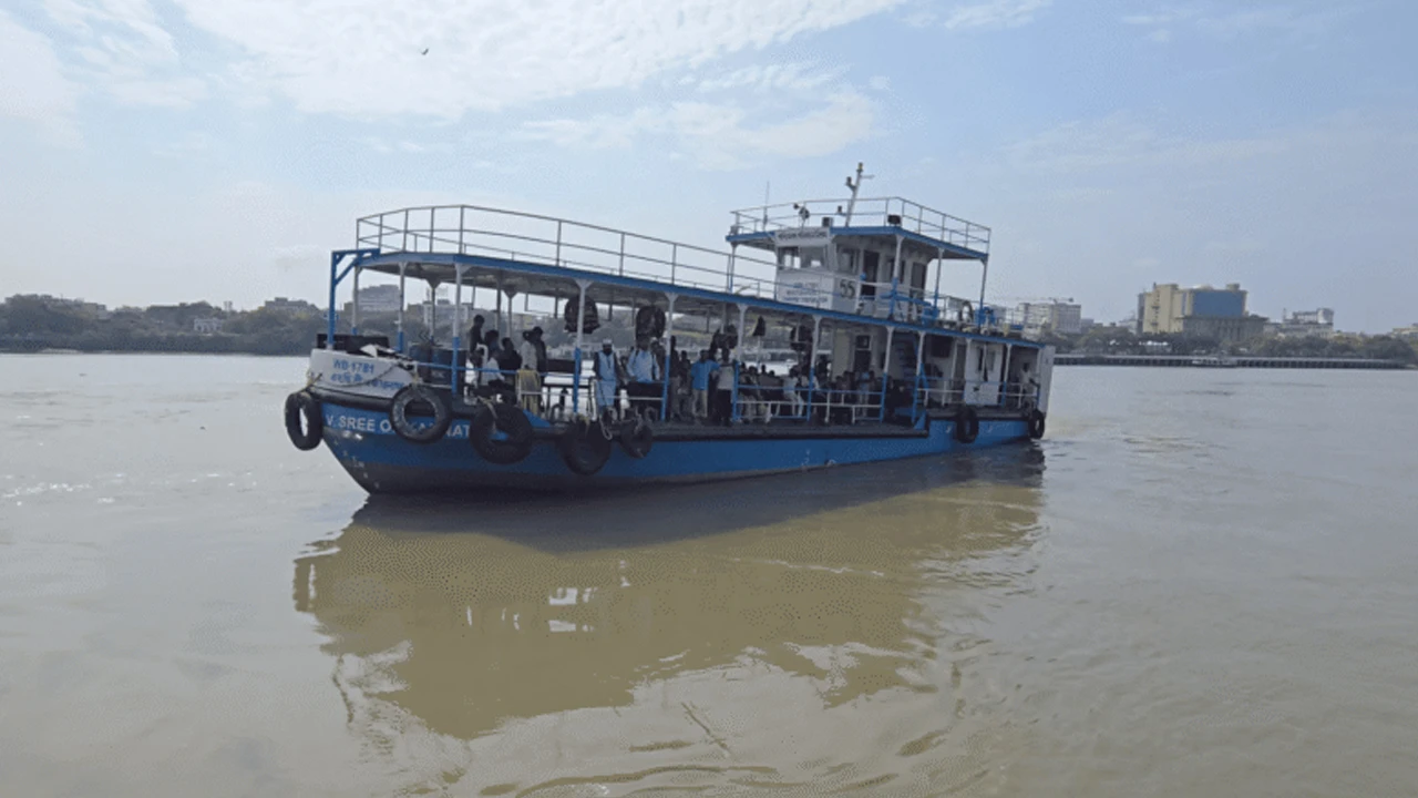 যোগদিবসের বোট ভাড়া  ৪ মাসেও মেটানো হয়নি