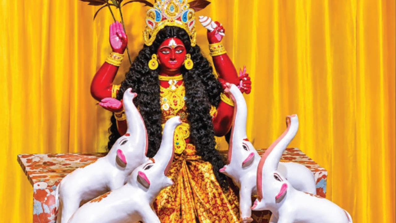 মদনমোহন মন্দিরে লক্ষ্মী পূজিতা হন মহালক্ষ্মী রূপে