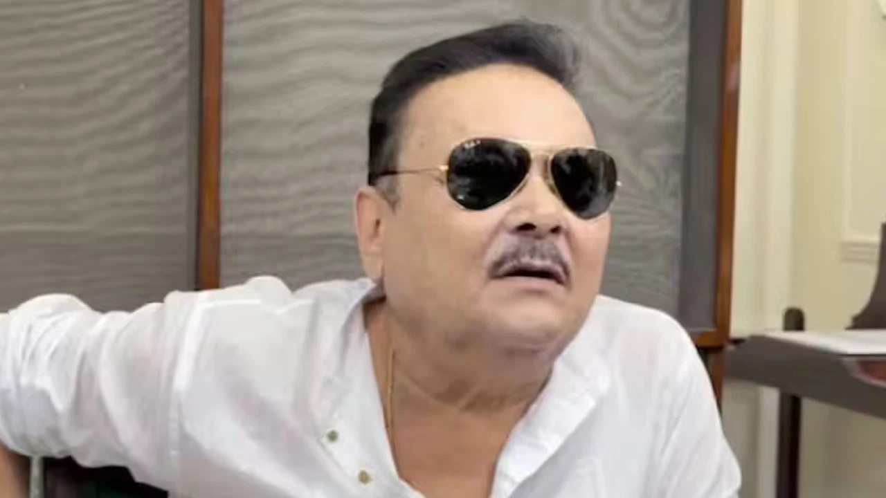 পুজোয় যেতে পারেননি বিধানসভা কেন্দ্রে, রাজনীতি ছাড়ার ভাবনা মদনের