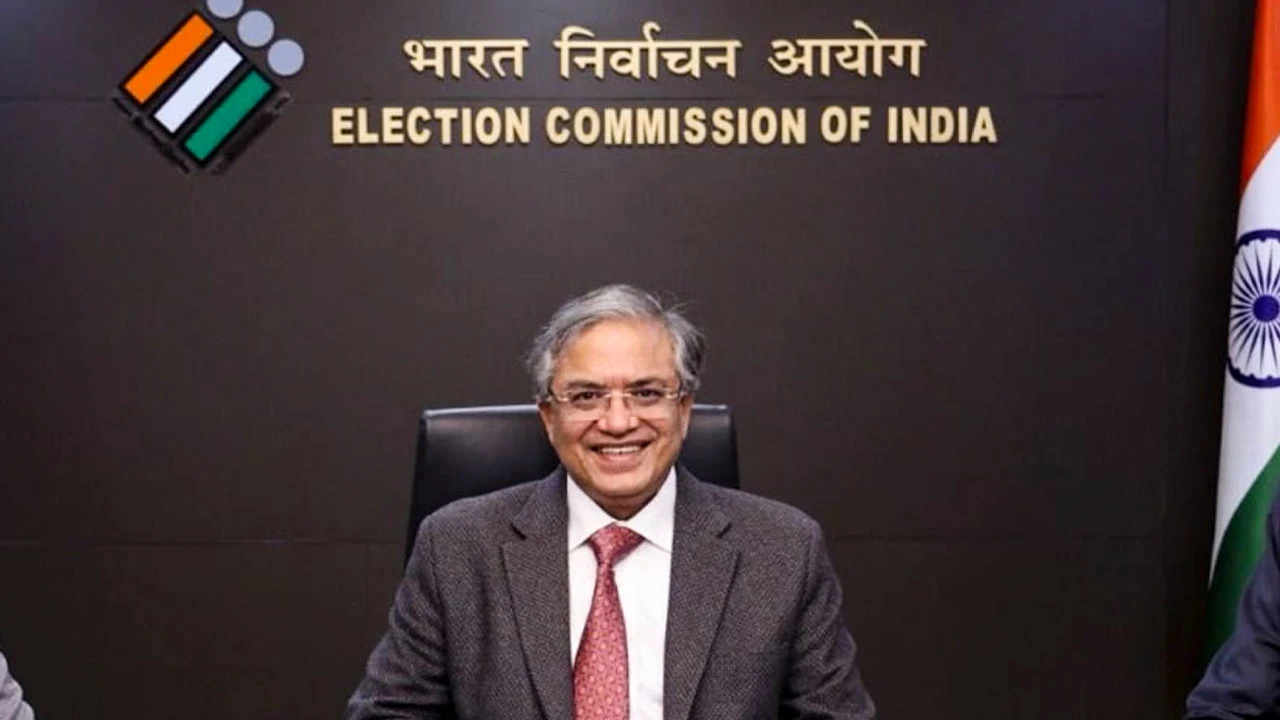 জ্ঞানেশের বিরুদ্ধে অভিযোগের তদন্ত জ্ঞানেশকেই করতে বলে কেন্দ্র, জানা গেল আরটিআইয়ে