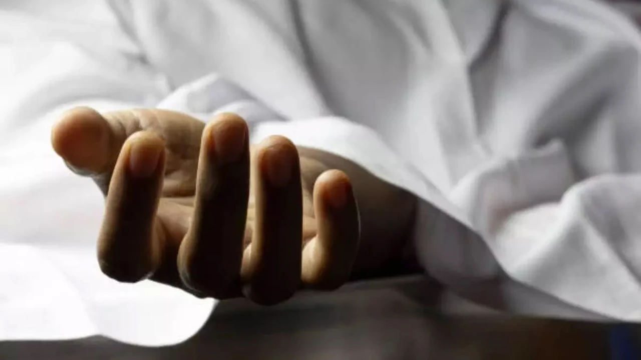 ছাত্রদের দুই গোষ্ঠীর বিবাদের জের, গুলিতে খুন একাদশ শ্রেণির পড়ুয়া