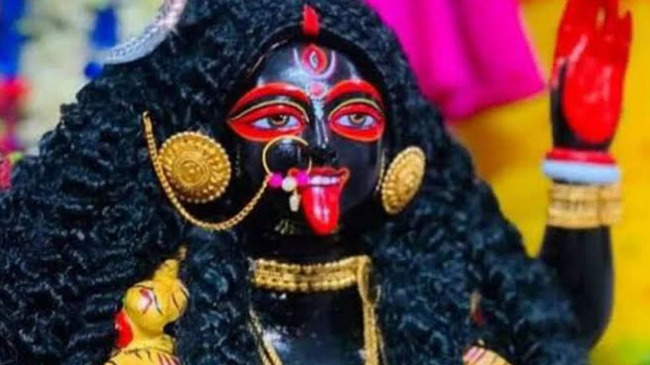 মণিকর্ণিকা ঘাট উঠে আসবে পাইওনিয়ার ক্লাবে, কালীপুজোয় এক টুকরো বারাণসী, থাকছে লাইভ আরতি