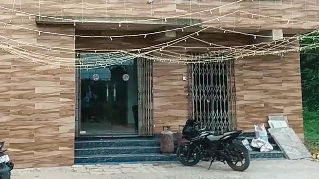হুগলির হোটেলে ধর্ষণের শিকার বাগুইআটির নাবালিকা, অভিযোগ
