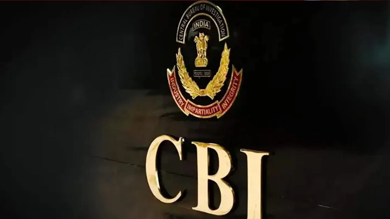 ভোট পরবর্তী হিংসার মামলা: বাংলা থেকে অন্যত্র সরানোর আরজি প্রত্যাহার সিবিআইয়ের