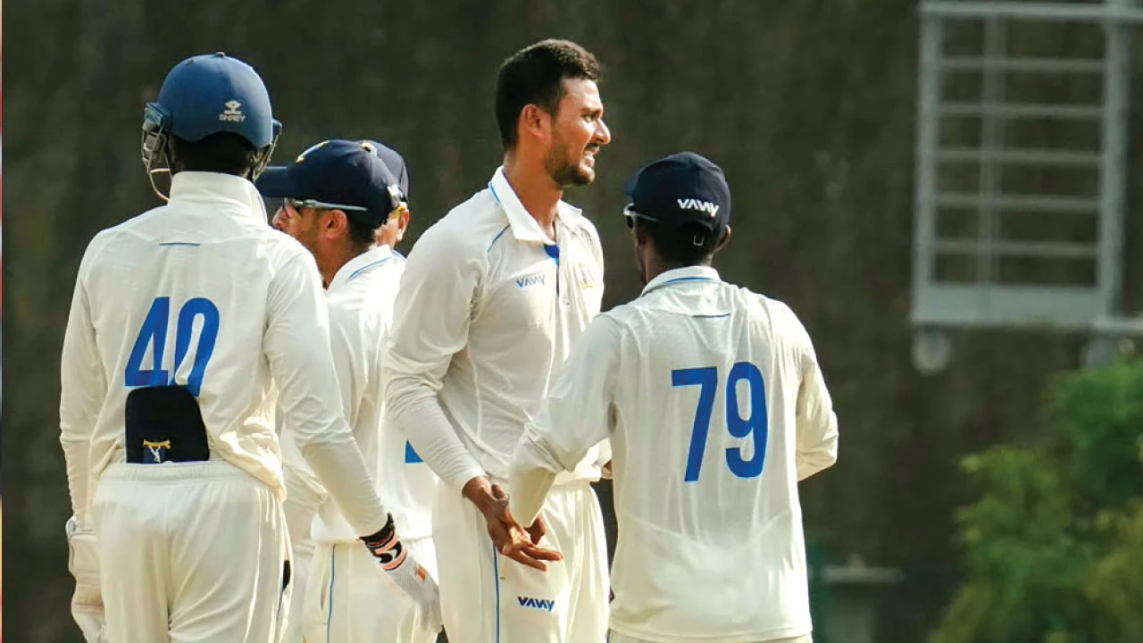 জয়ের গন্ধ পাচ্ছে বাংলা