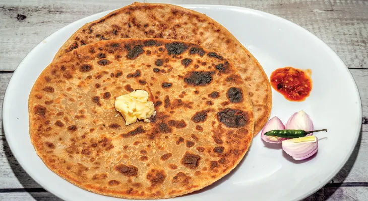 নিরামিষ পুর ভরা পরোটা