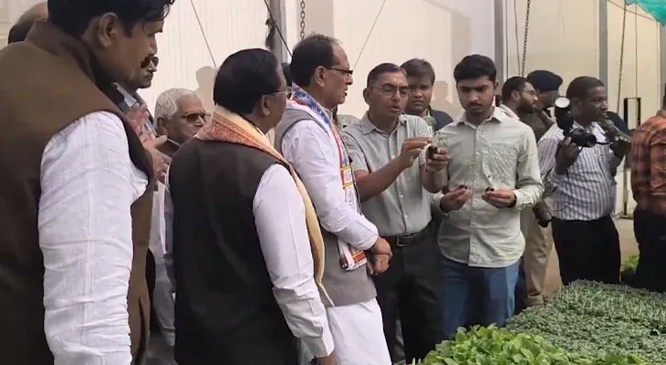 ছত্তিশগড়ের দুর্গ এলাকায় এলেন কেন্দ্রীয় মন্ত্রী শিবরাজ সিং