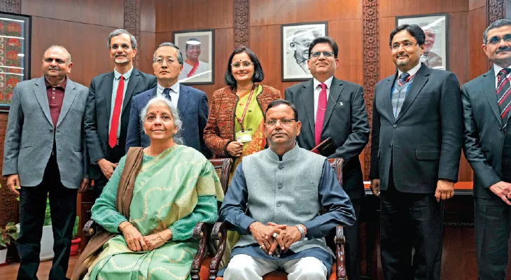 ২০২৬ বাজেটে কি বঞ্চনার অবসান? ভোটমুখী বাংলায় একঝাঁক কেন্দ্রীয় উপহারের ইঙ্গিত