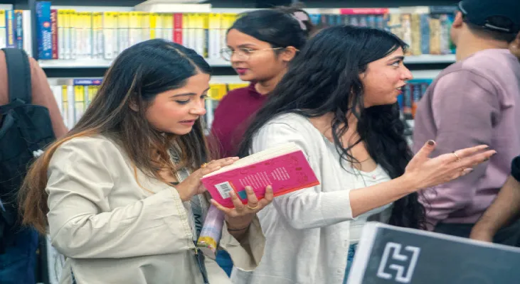 আসল বিষয় জনসংযোগ ও মিষ্টি কথা, স্মার্ট বইমেলার ছত্রে ছত্রে তারই প্রমাণ