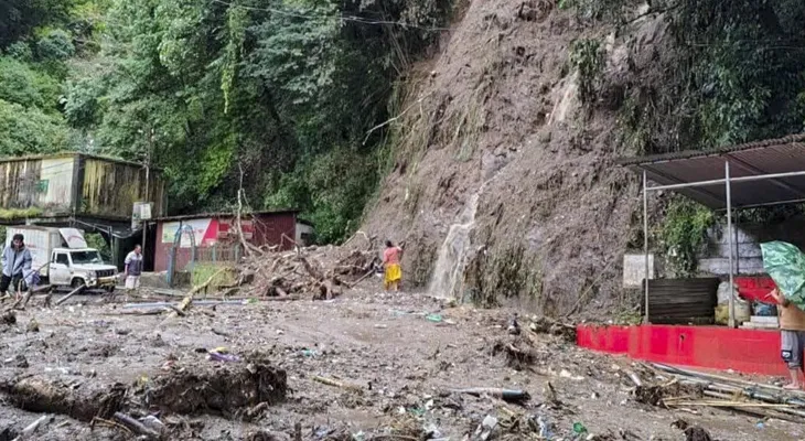 পর্যটনের বিকাশ, বন্যা ও ধস নিয়ন্ত্রণে নেই কোনও প্যাকেজ