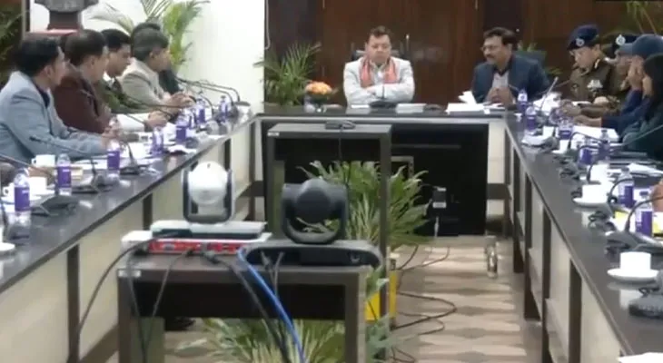 দেরাদুনে উচ্চপর্যায়ের বৈঠক, রয়েছেন উত্তরাখণ্ডের মুখ্যমন্ত্রী পুষ্কর সিং ধামি