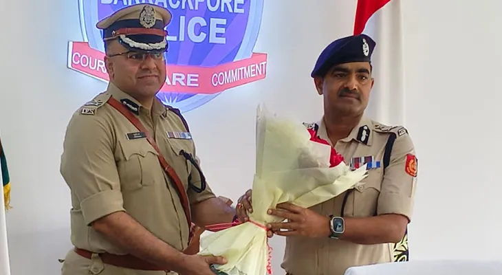 ব্যারাকপুরের নতুন পুলিশ কমিশনার হিসেবে দায়িত্বভার গ্রহণ করলেন প্রবীণ কুমার ত্রিপাঠি