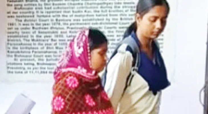 পরকীয়ার জের, স্ত্রীর প্রেমিককে খুন, ইন্দাসে সস্ত্রীক যুবক ধৃত, চাঞ্চল্য