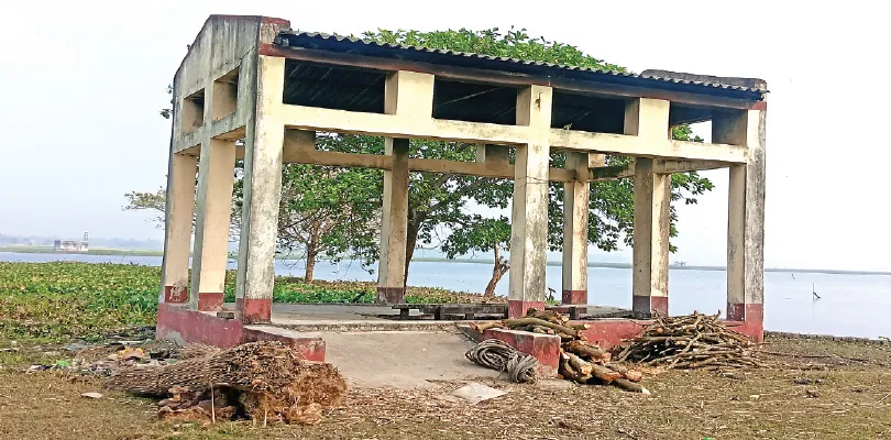কোনো নজরদারি নেই মস্তরাম শ্মশানে, বৈধতা নিয়েই প্রশ্ন