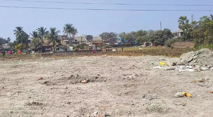 সাঁকরাইলে বেআইনিভাবে নীচু জমি ভরাটের অভিযোগ, বর্ষায় বানভাসি হতে পারে জনপদ