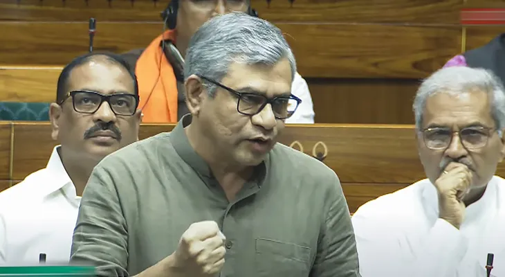 আর কোন কোন রুটে বন্দে ভারত স্লিপার, লোকসভায় স্পষ্ট উত্তর নেই রেলমন্ত্রীর