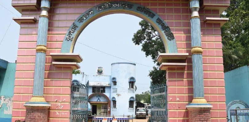 পানীয় জলের জন্য খননে বুজছে  নিকাশিনালা, মুখ্যমন্ত্রীকেও চিঠি