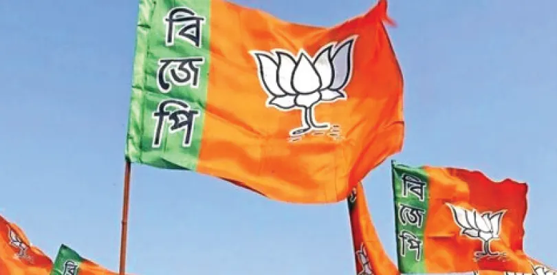 গৃহ সম্পর্ক অভিযানে গিয়ে হিন্দুত্ব অস্ত্রে শান বিজেপির