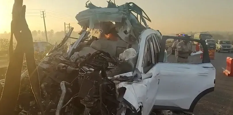 বেঙ্গালুরুতে জাতীয় সড়কে গাড়ি দুর্ঘটনা, মৃত ৭
