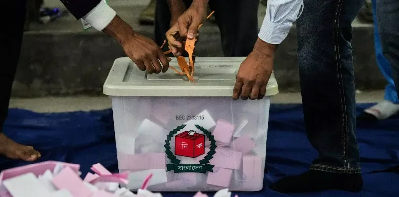সংবিধান সংশোধনের পক্ষে প্রায় পাঁচ কোটি, বিপক্ষে ২ কোটির বেশি