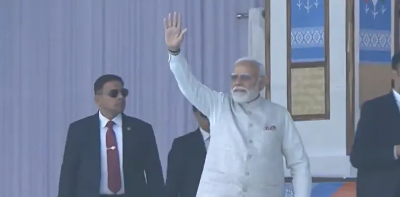 আজ একদিনের সফরে অসমে পৌঁছলেন প্রধানমন্ত্রী নরেন্দ্র মোদি