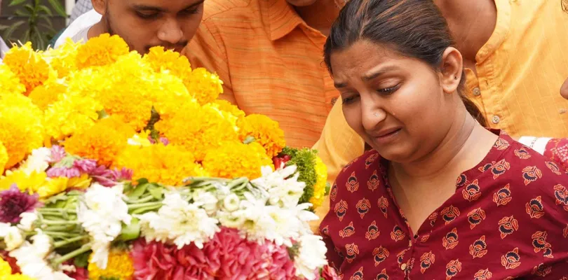 এখনও মেলেনি চাকরি, হতাশ পহেলগাঁও হামলায় নিহতের মেয়ে