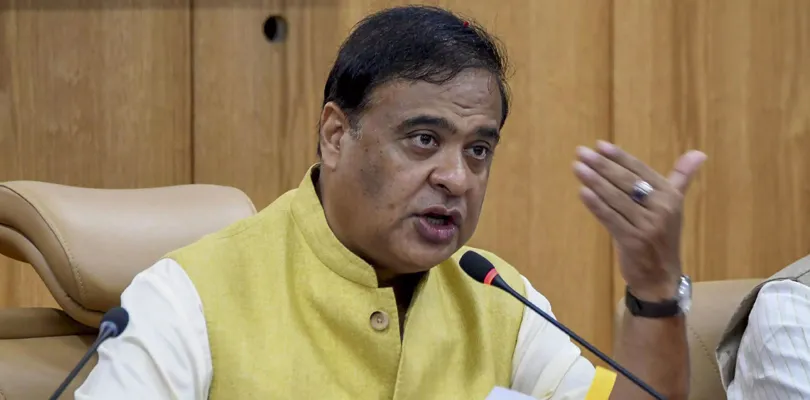 ‘পয়েন্ট ব্ল্যাংক ভিডিয়ো’: হাইকোর্টে যাননি কেন? প্রশ্ন তুলে হিমন্তর বিরুদ্ধে মামলা খারিজ করল সুপ্রিম কোর্ট