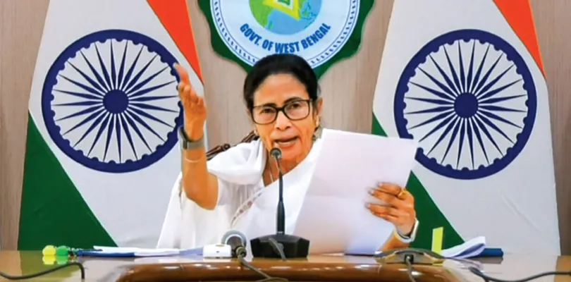 বিজেপির ছকেই নাম বাদ: মমতা, ‘তুঘলকি কমিশনের টার্গেট মহিলা-সংখ্যালঘু ভোটাররা’