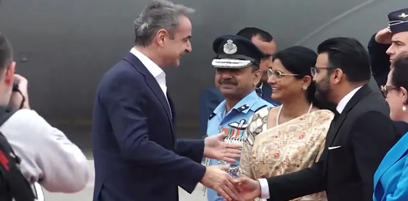 বুধবার সন্ধ্যায় দিল্লিতে পা রাখলেন গ্রিসের প্রধানমন্ত্রী কিরিয়াকোস মিৎসোটাকিস