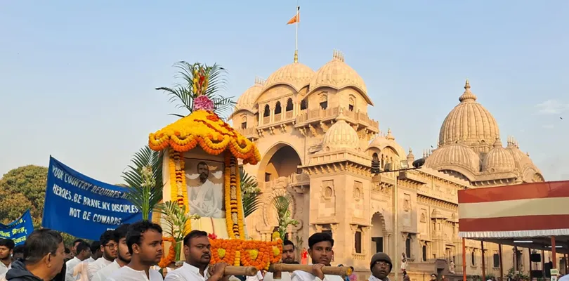 শ্রীরামকৃষ্ণদেবের জন্মতিথি উপলক্ষ্যে বেলুড় মঠে শোভাযাত্রা