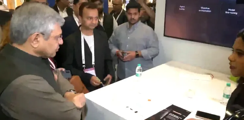 আজ সকালে দিল্লির এআই সামিটে মন্ত্রী অশ্বিনী বৈষ্ণব