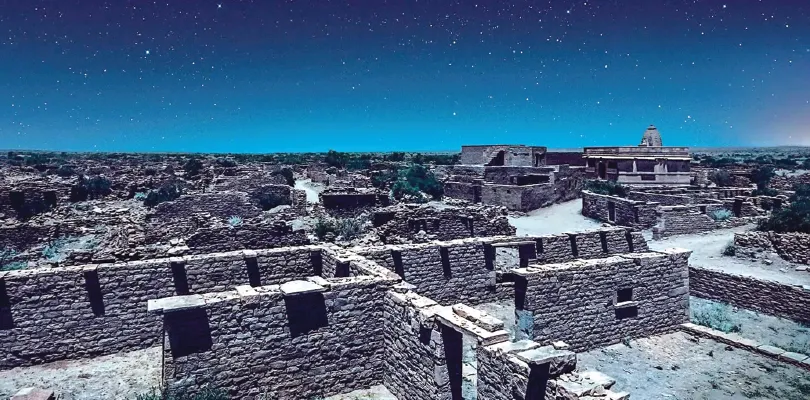 জনশূন্য মরুগ্রাম