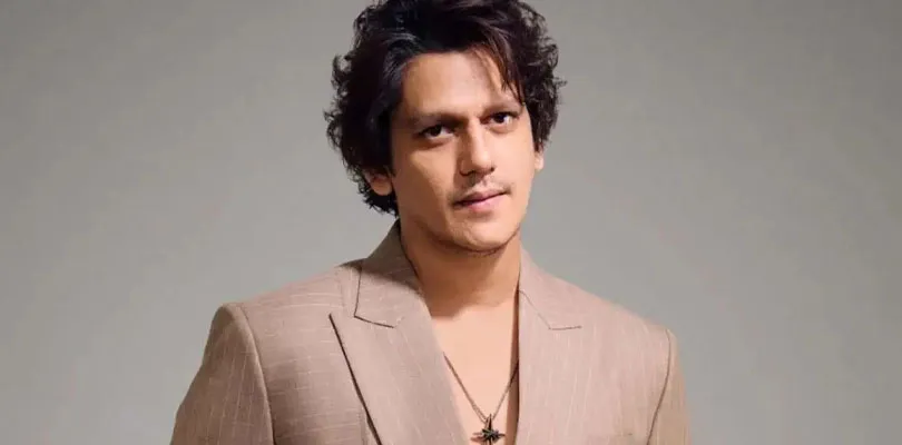 অ্যাকশন থ্রিলারে  চমক বিজয়ের